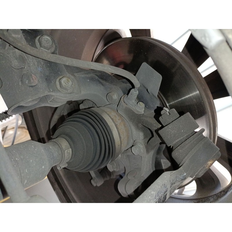 Recambio de mangueta delantera derecha para hyundai i30 (gd) 1.6 crdi referencia OEM IAM   