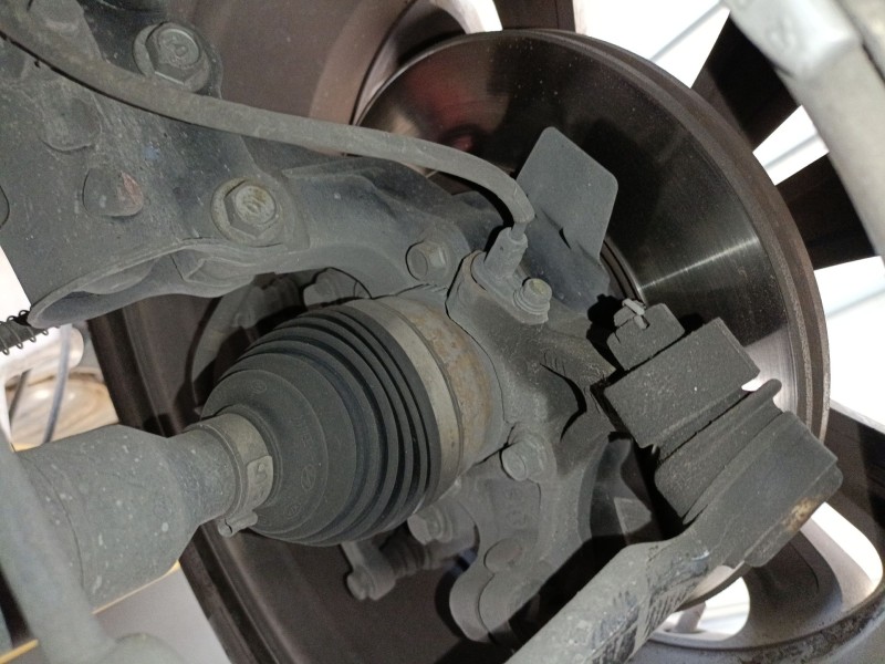 Recambio de mangueta delantera derecha para hyundai i30 (gd) 1.6 crdi referencia OEM IAM   