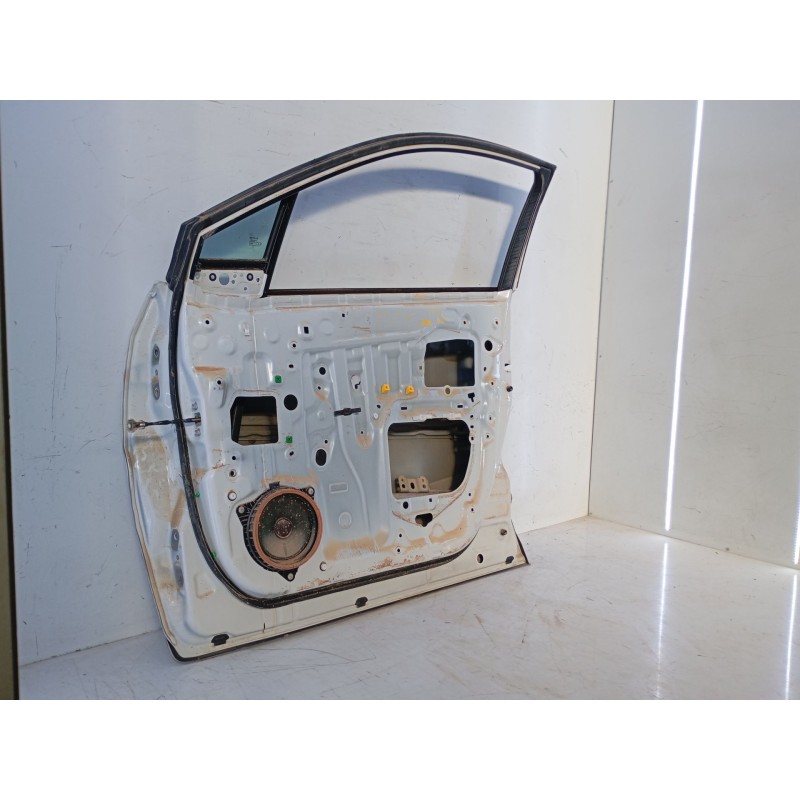 Recambio de puerta delantera derecha para toyota c-hr (_x1_) 1.8 hybrid (zyx10_, zyx11_) referencia OEM IAM   