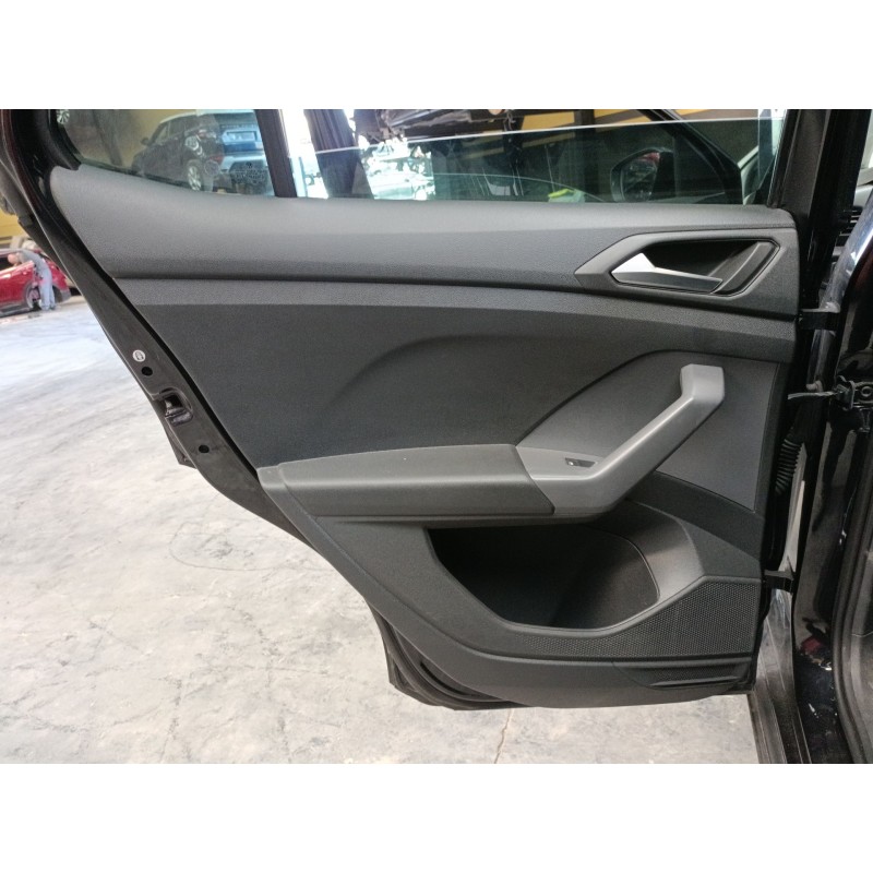 Recambio de guarnecido puerta trasera izquierda para volkswagen t-cross (c11, d31) 1.0 tsi referencia OEM IAM   