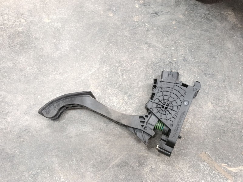 Recambio de pedal acelerador para volkswagen t-cross (c11, d31) 1.0 tsi referencia OEM IAM 2Q1723503  