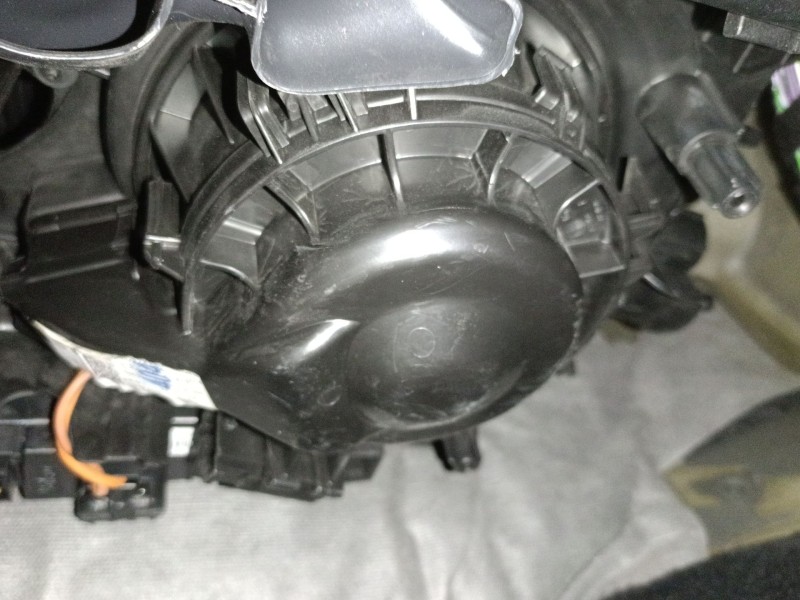 Recambio de ventilador calefaccion para volkswagen t-cross (c11, d31) 1.0 tsi referencia OEM IAM 201820021A  