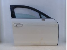 PUERTA DELANTERA DERECHA E4-A3-4