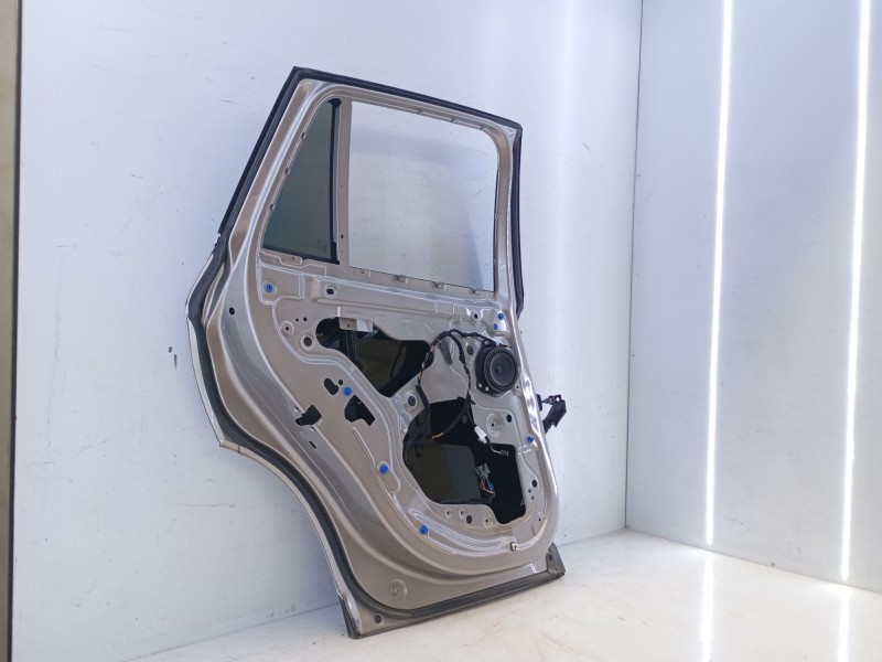 Recambio de puerta trasera izquierda para bmw x1 (f48) sdrive 18 d referencia OEM IAM   