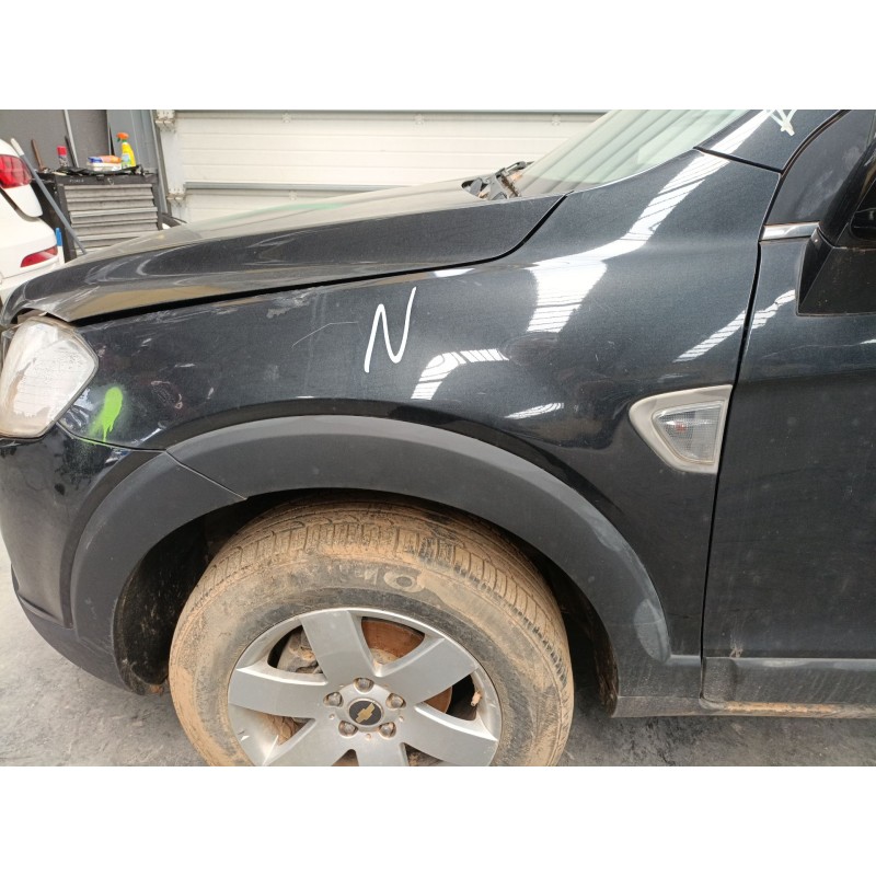 Recambio de aleta delantera izquierda para chevrolet captiva (c100, c140) 2.0 d referencia OEM IAM   