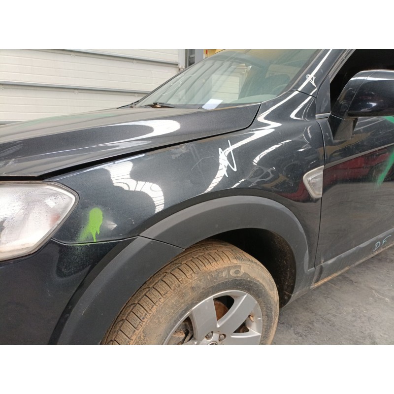 Recambio de aleta delantera izquierda para chevrolet captiva (c100, c140) 2.0 d referencia OEM IAM   