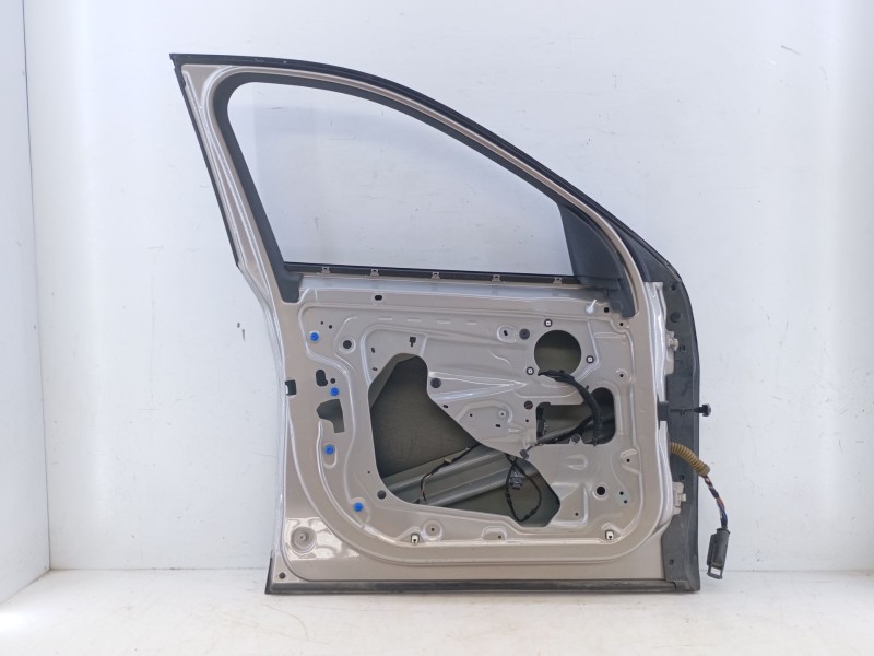 Recambio de puerta delantera izquierda para bmw x1 (f48) sdrive 18 d referencia OEM IAM   