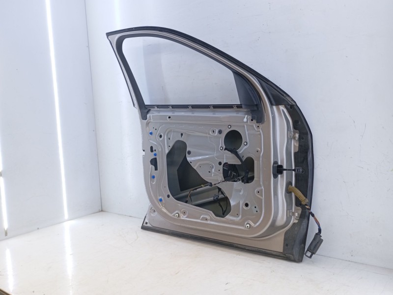 Recambio de puerta delantera izquierda para bmw x1 (f48) sdrive 18 d referencia OEM IAM   