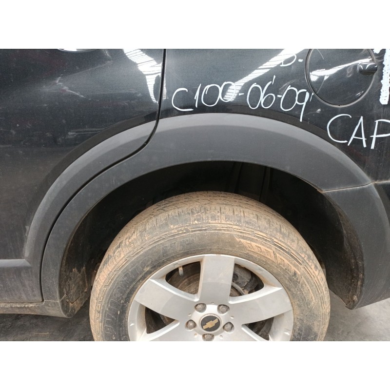 Recambio de aletin trasero izquierdo para chevrolet captiva (c100, c140) 2.0 d referencia OEM IAM   