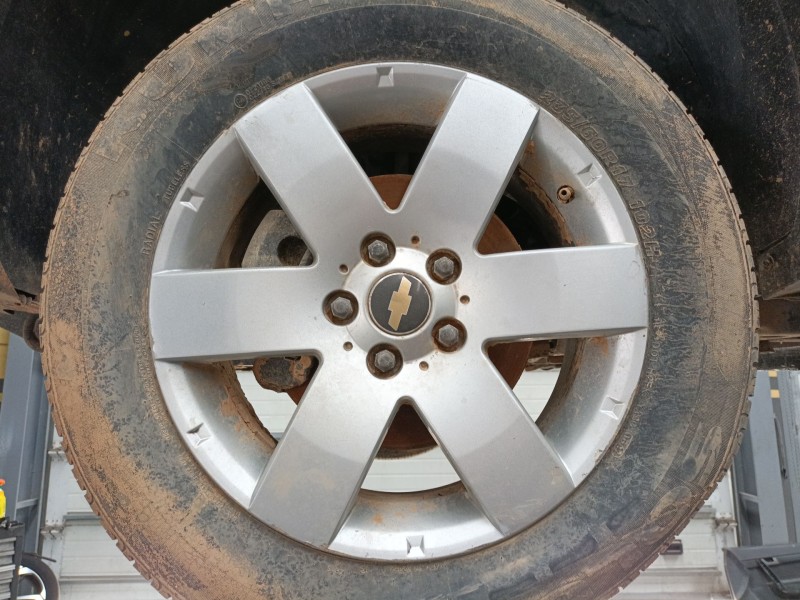 Recambio de llanta para chevrolet captiva (c100, c140) 2.0 d referencia OEM IAM 235/60/17  