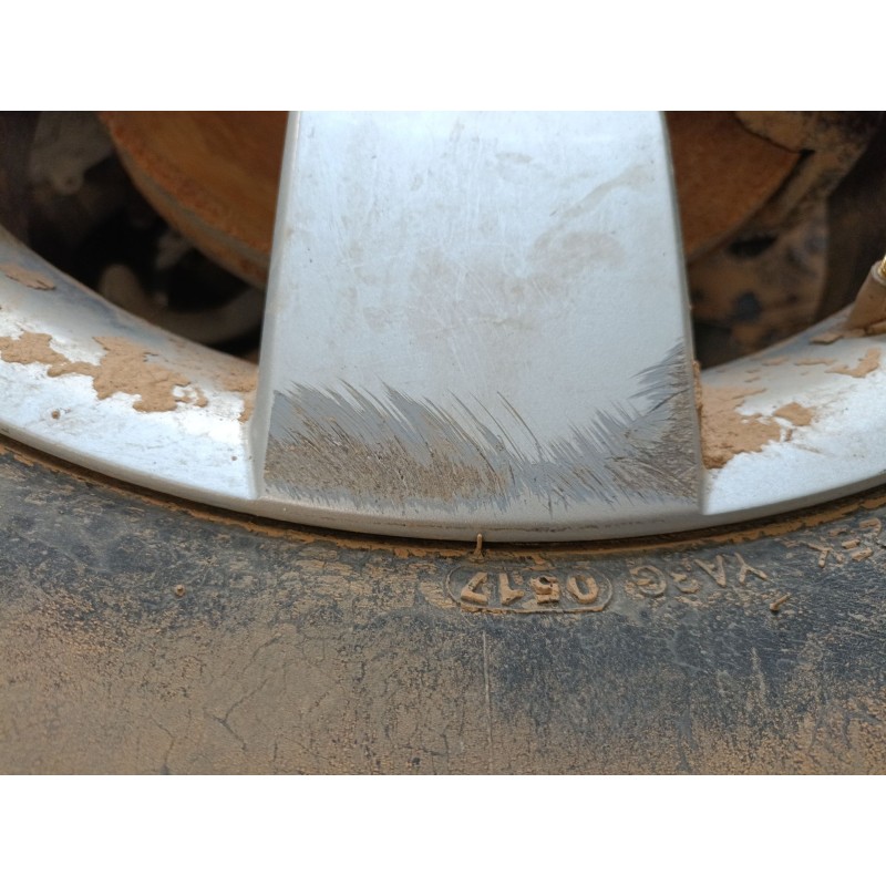 Recambio de llanta para chevrolet captiva (c100, c140) 2.0 d referencia OEM IAM 235/60/17  