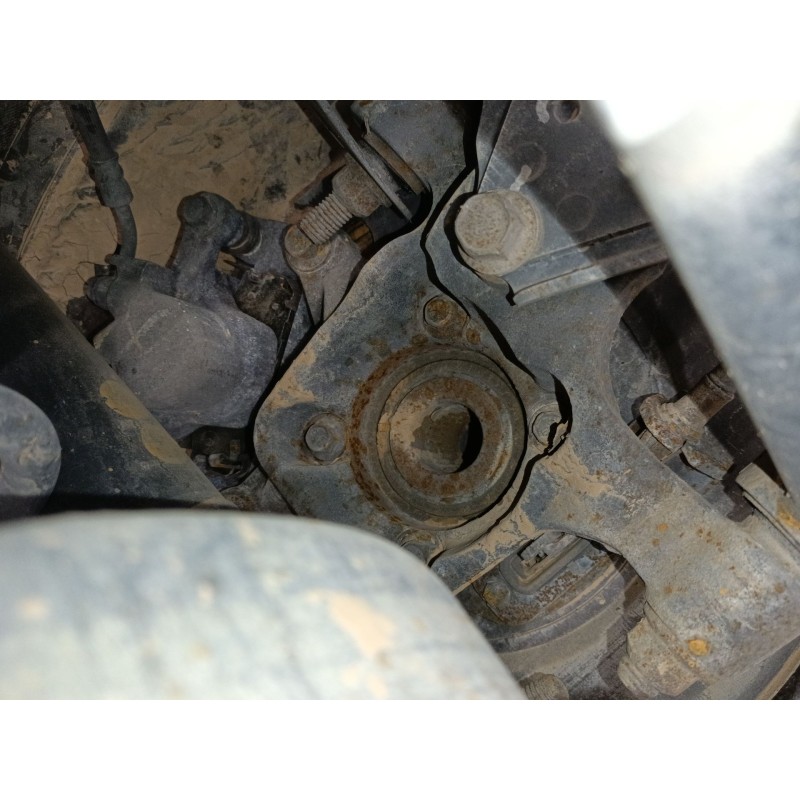 Recambio de mangueta trasera izquierda para chevrolet captiva (c100, c140) 2.0 d referencia OEM IAM   