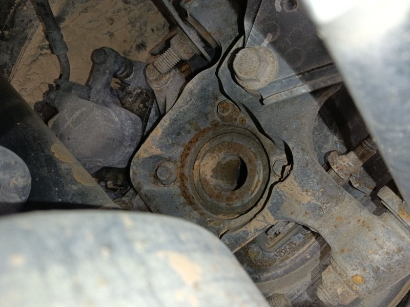 Recambio de mangueta trasera izquierda para chevrolet captiva (c100, c140) 2.0 d referencia OEM IAM   