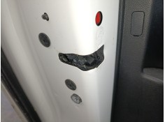 CERRADURA PUERTA TRASERA IZQUIERDA 