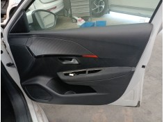 GUARNECIDO PUERTA DELANTERA DERECHA 