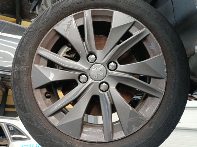Recambio de llanta para peugeot 208 ii (ub_, up_, uw_, uj_) e-208 referencia OEM IAM 195/55/16  