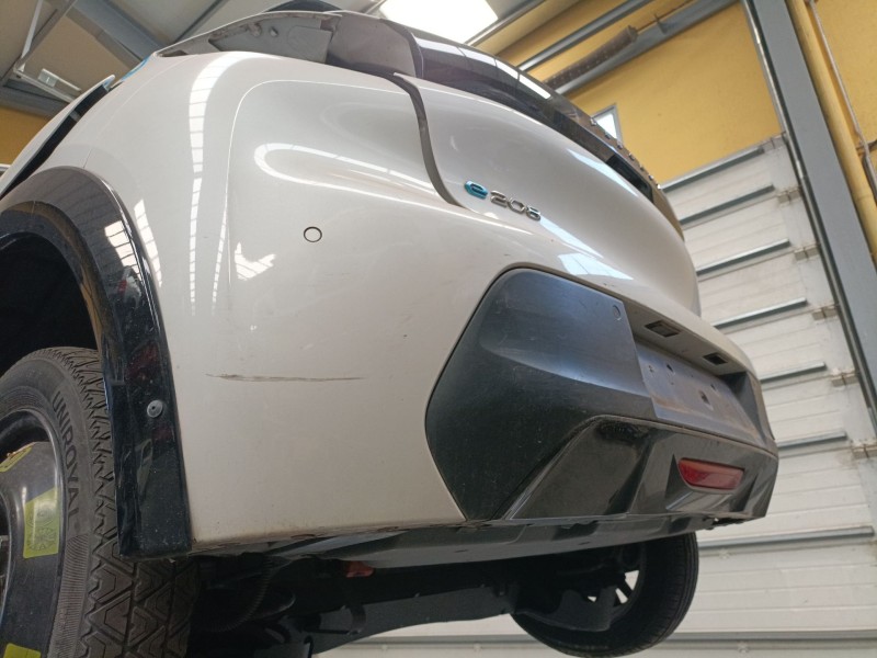 Recambio de paragolpes trasero para peugeot 208 ii (ub_, up_, uw_, uj_) e-208 referencia OEM IAM   