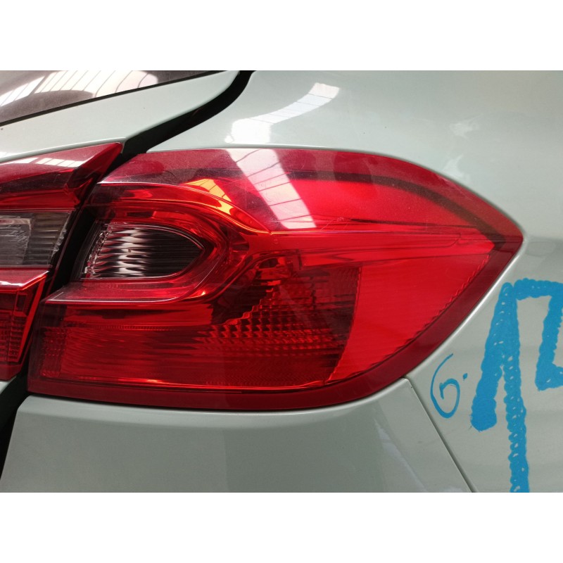 Recambio de piloto trasero derecho para ford fiesta vii (hj, hf) 1.1 ti-vct referencia OEM IAM   