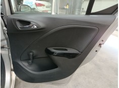 GUARNECIDO PUERTA TRASERA DERECHA 