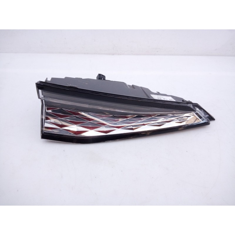 Recambio de piloto trasero izquierdo porton para ds ds 4 ii (fr_, fb_, f3_) e-tense 225 (f3dgzt) referencia OEM IAM 9844895180  