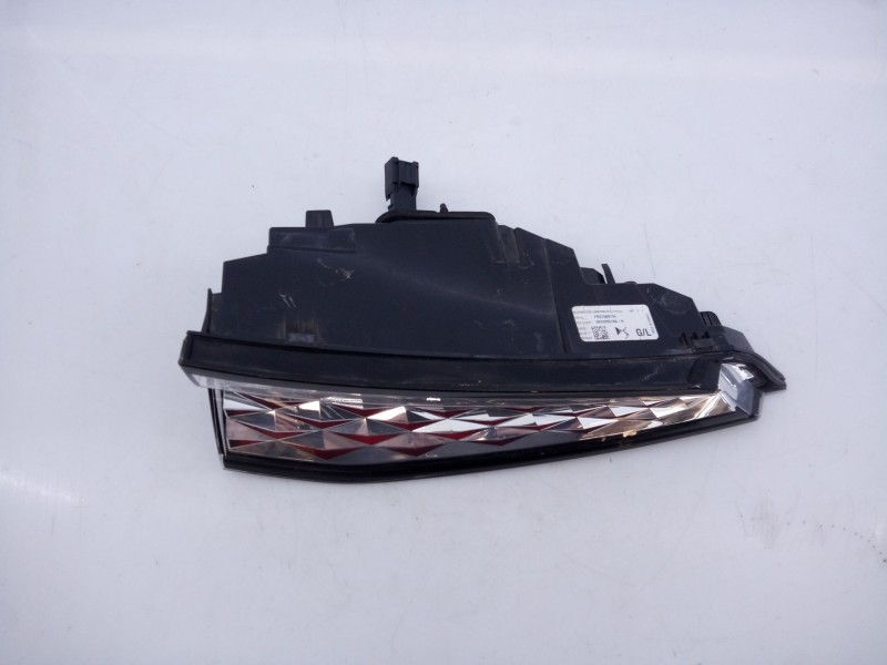 Recambio de piloto trasero izquierdo porton para ds ds 4 ii (fr_, fb_, f3_) e-tense 225 (f3dgzt) referencia OEM IAM 9844895180  