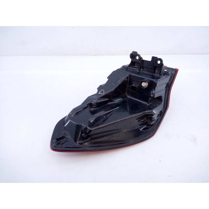 Recambio de piloto trasero derecho para bmw x1 (f48) sdrive 18 d referencia OEM IAM   