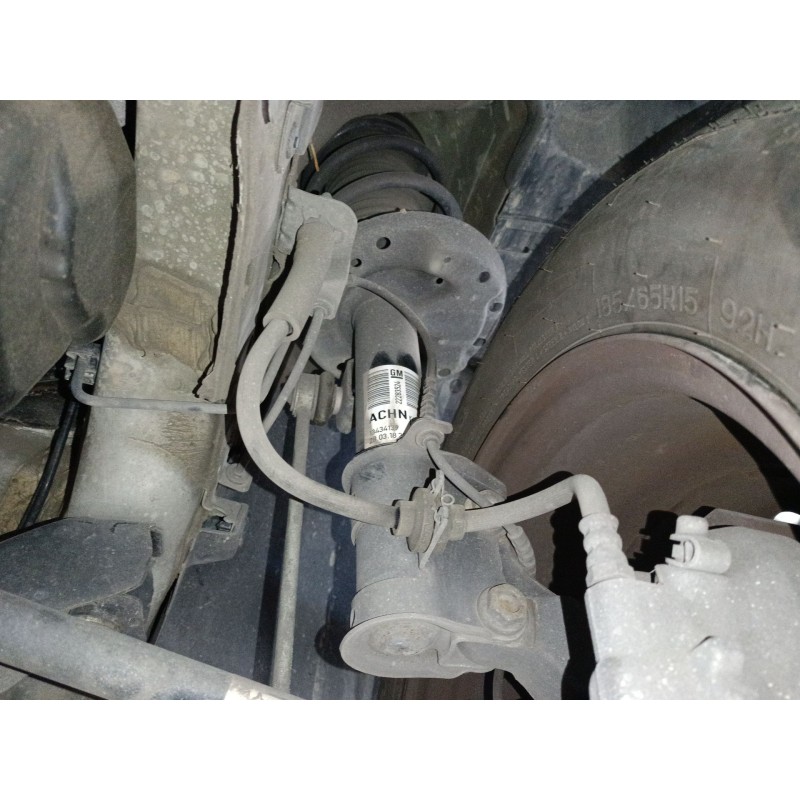 Recambio de amortiguador delantero izquierdo para opel corsa e (x15) 1.4 (08, 68) referencia OEM IAM   