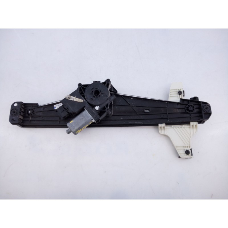 Recambio de elevalunas trasero derecho para peugeot 3008 gt line referencia OEM IAM 9810488480  