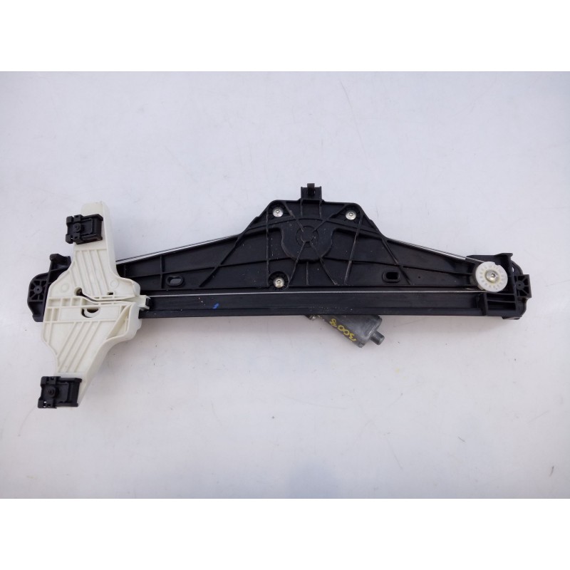 Recambio de elevalunas trasero derecho para peugeot 3008 gt line referencia OEM IAM 9810488480  