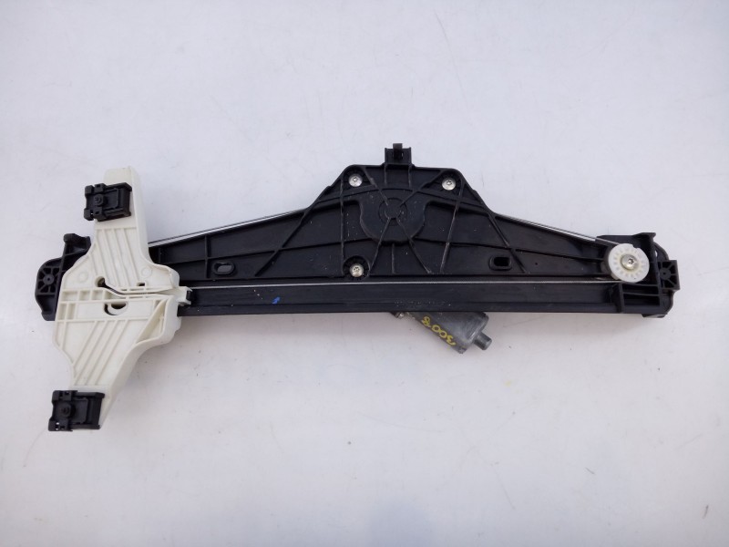 Recambio de elevalunas trasero derecho para peugeot 3008 gt line referencia OEM IAM 9810488480  