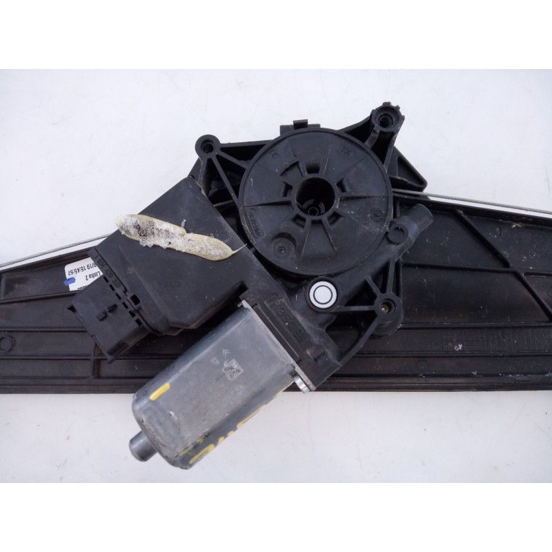 Recambio de elevalunas trasero derecho para peugeot 3008 gt line referencia OEM IAM 9810488480  