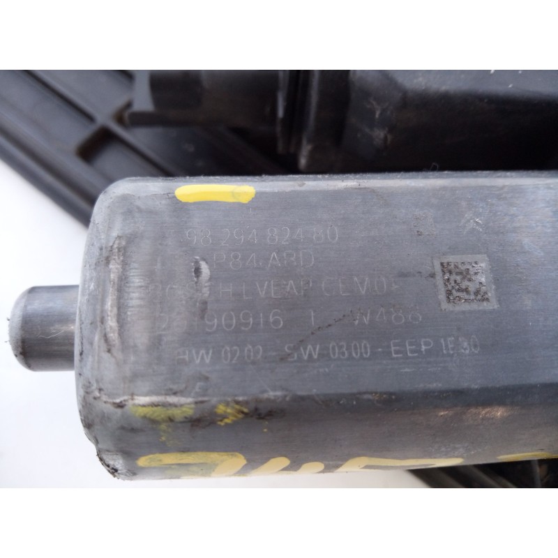 Recambio de elevalunas trasero derecho para peugeot 3008 gt line referencia OEM IAM 9810488480  