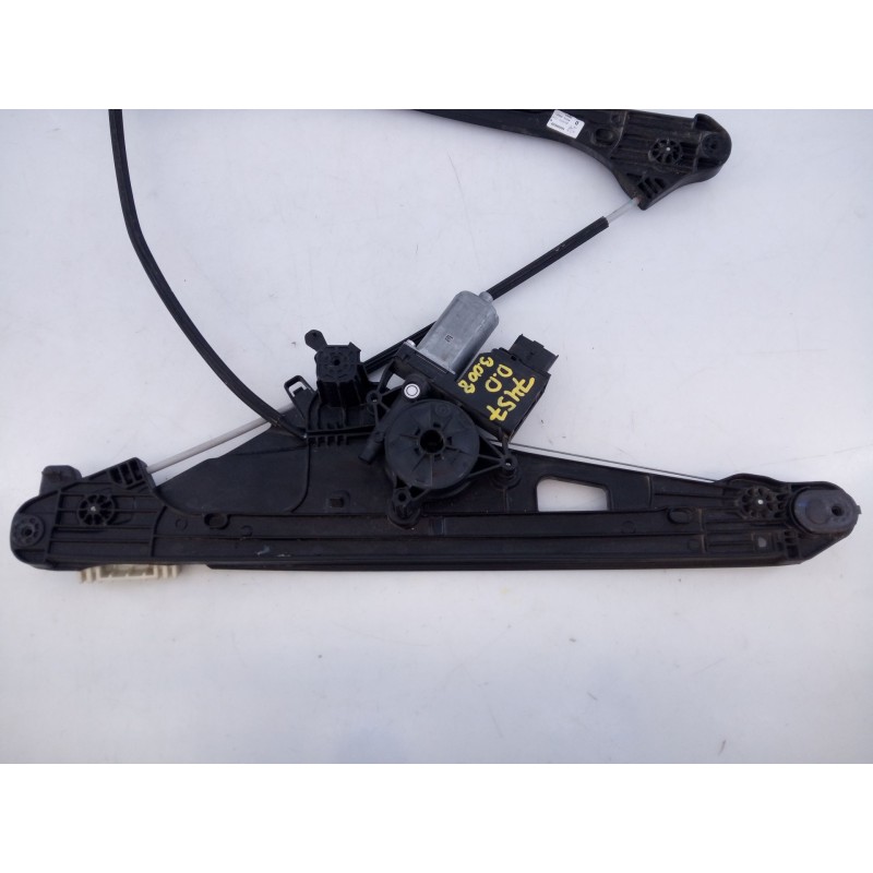 Recambio de elevalunas delantero derecho para peugeot 3008 gt line referencia OEM IAM 9829482280  