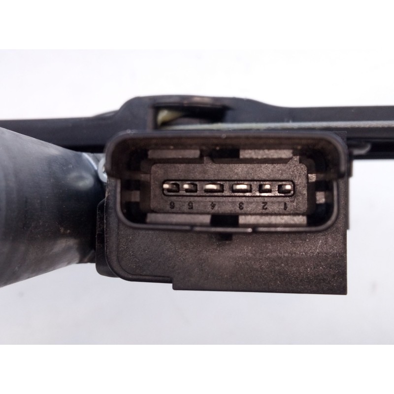 Recambio de elevalunas delantero derecho para peugeot 3008 gt line referencia OEM IAM 9829482280  