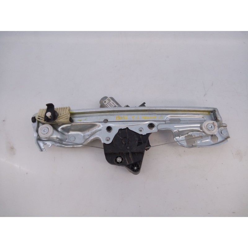 Recambio de elevalunas trasero izquierdo para renault megane iv berlina 5p 1.2 tce energy referencia OEM IAM   