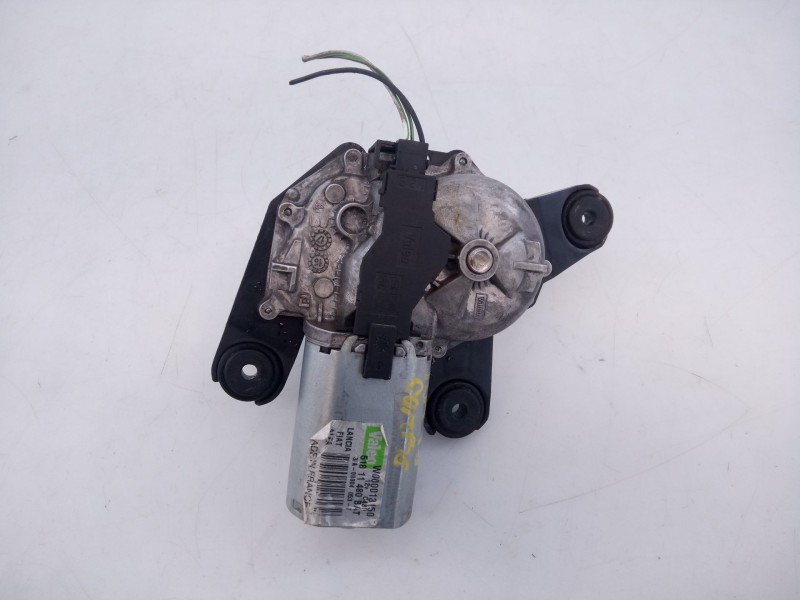Recambio de motor limpia trasero para opel combo d cargo l2h1 2,4t referencia OEM IAM 51811480  