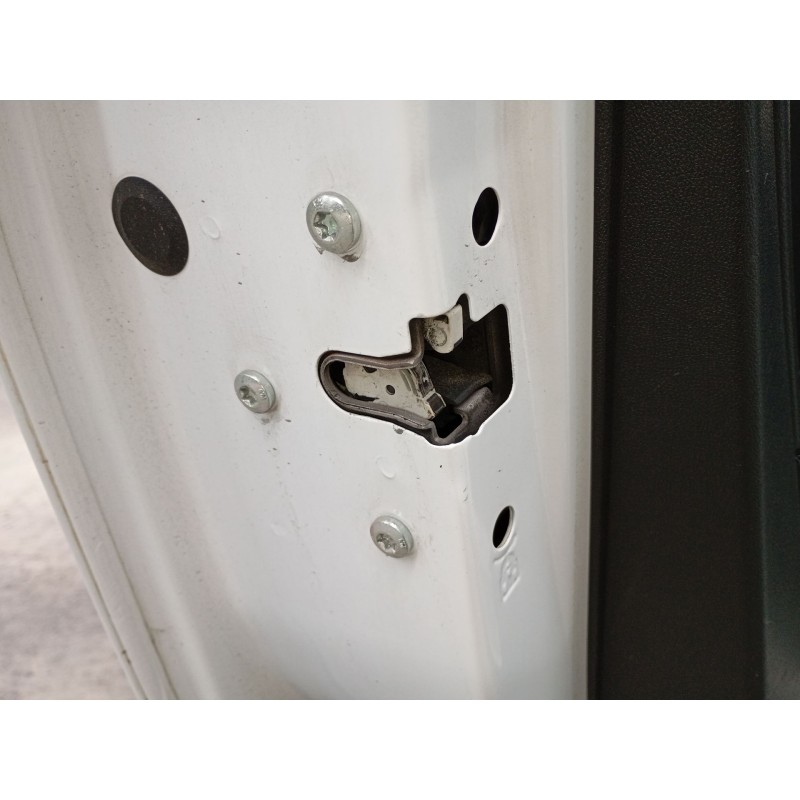 Recambio de cerradura puerta trasera izquierda para opel corsa e (x15) 1.3 cdti (08, 68) referencia OEM IAM   