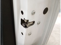 CERRADURA PUERTA TRASERA DERECHA 