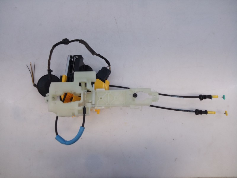 Recambio de cerradura puerta delantera izquierda para ssangyong korando (c300) 1.5 tgdi 6 velocidades referencia OEM IAM   