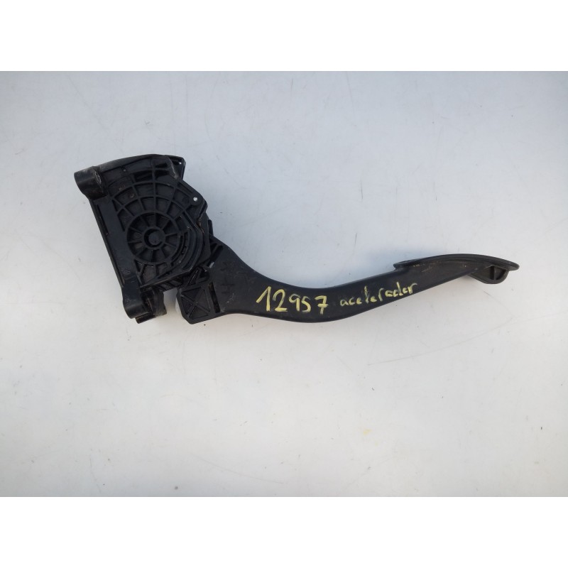 Recambio de pedal acelerador para peugeot 3008 gt line referencia OEM IAM 86ET342471208  