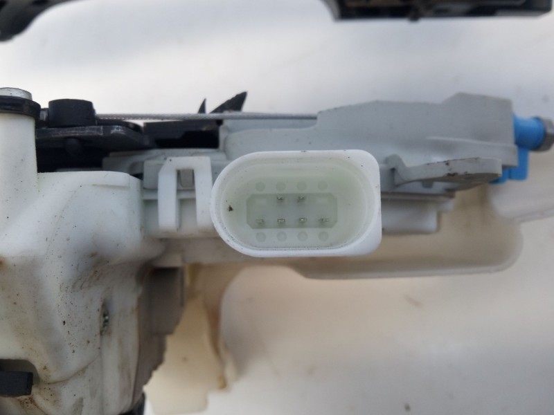 Recambio de cerradura puerta delantera izquierda para audi q3 (8ub, 8ug) 2.0 tdi quattro referencia OEM IAM 8J1837015F  