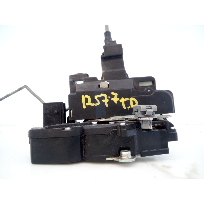 Recambio de cerradura puerta trasera derecha para opel antara cosmo 4x4 referencia OEM IAM   