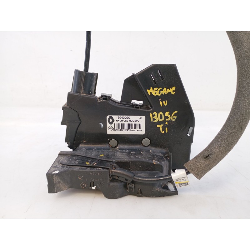 Recambio de cerradura puerta trasera izquierda para renault megane iv berlina 5p 1.2 tce energy referencia OEM IAM   