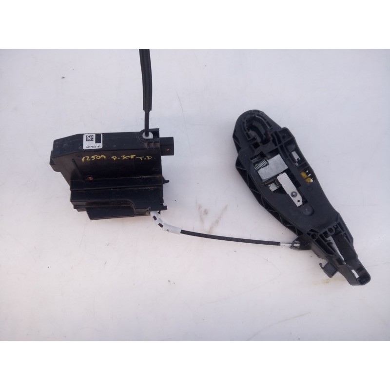 Recambio de cerradura puerta trasera derecha para peugeot 308 active referencia OEM IAM 9807954780  