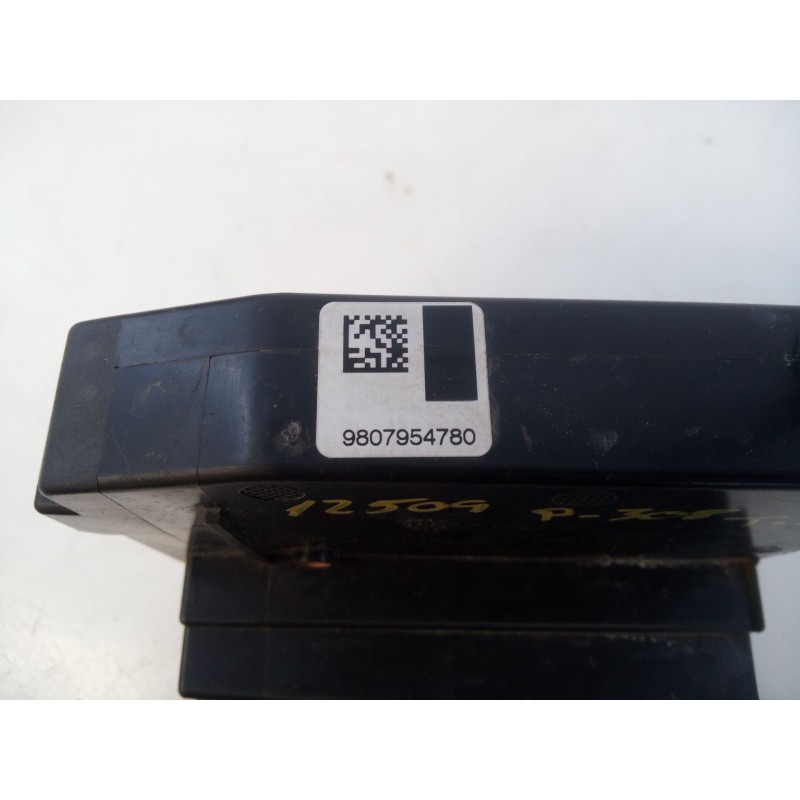 Recambio de cerradura puerta trasera derecha para peugeot 308 active referencia OEM IAM 9807954780  