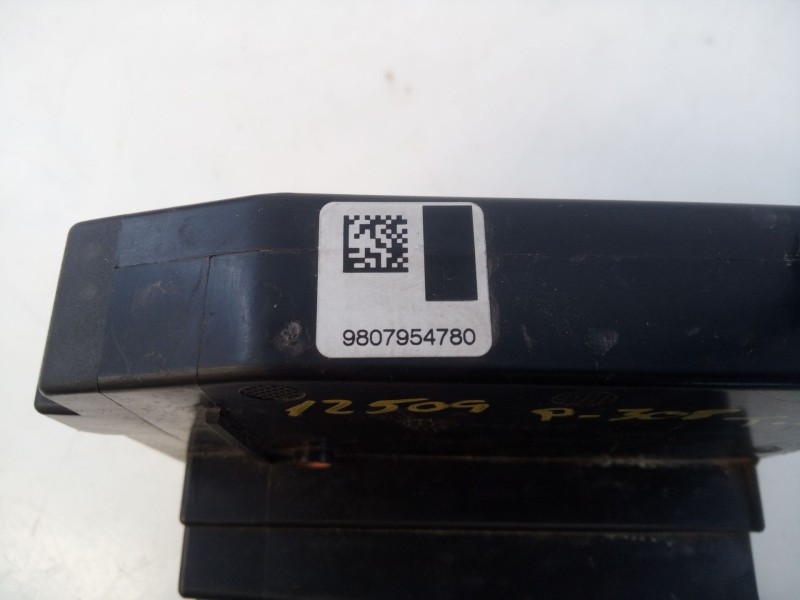 Recambio de cerradura puerta trasera derecha para peugeot 308 active referencia OEM IAM 9807954780  