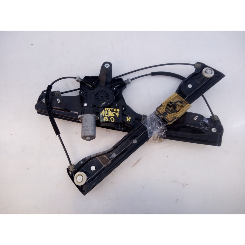 Recambio de elevalunas delantero derecho para opel astra k lim. 5türig dynamic referencia OEM IAM C46108100  