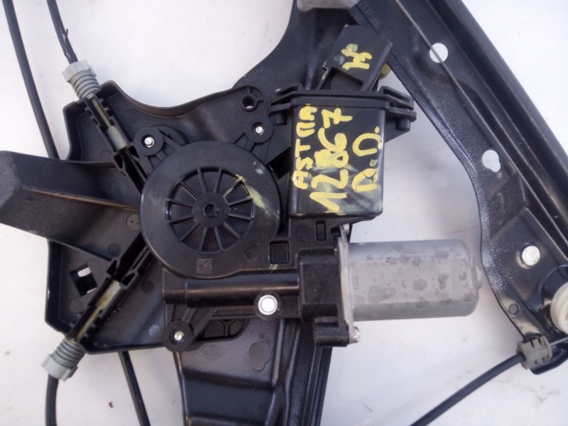 Recambio de elevalunas delantero derecho para opel astra k lim. 5türig dynamic referencia OEM IAM C46108100  