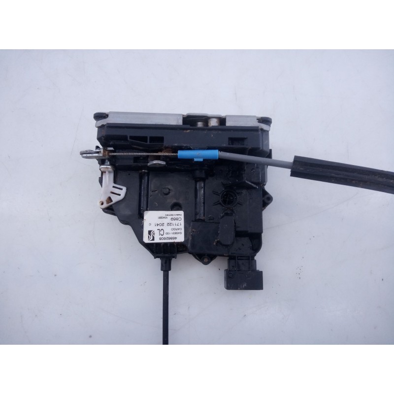 Recambio de cerradura puerta trasera derecha para fiat ducato camper 2.2 multijet referencia OEM IAM G45831100  