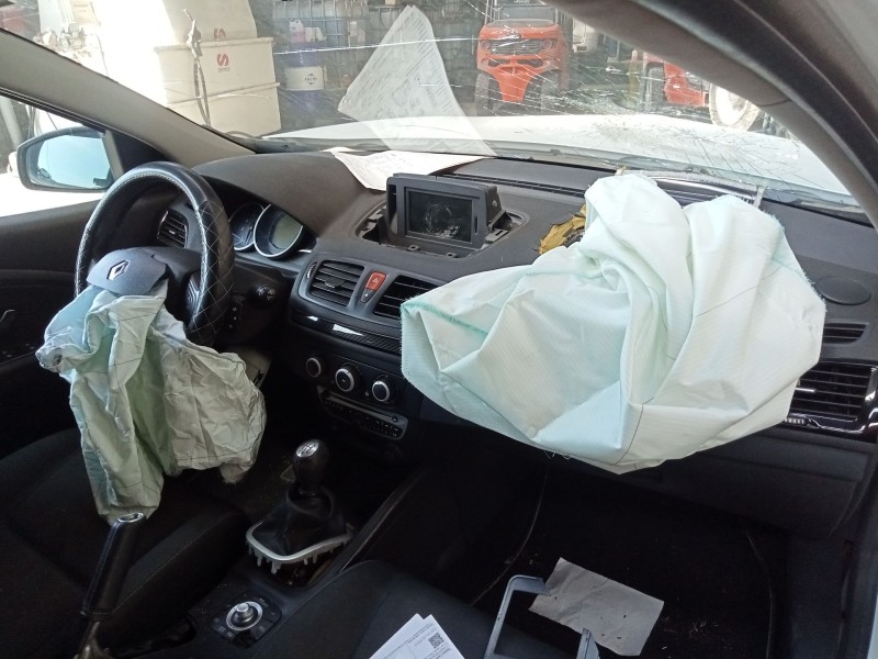 renault megane iii hatchback (bz0/1_, b3_) del año 2011